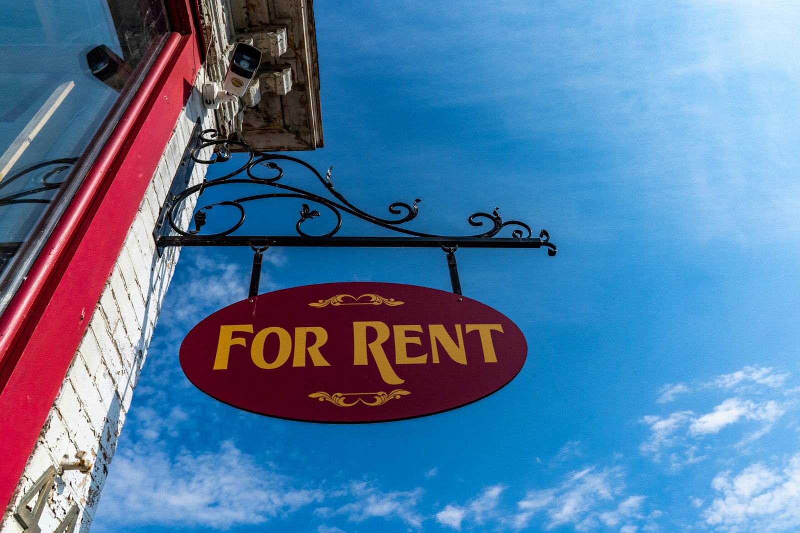 Should You Rent Out Your Current Home or Sell It Before Buying Again?